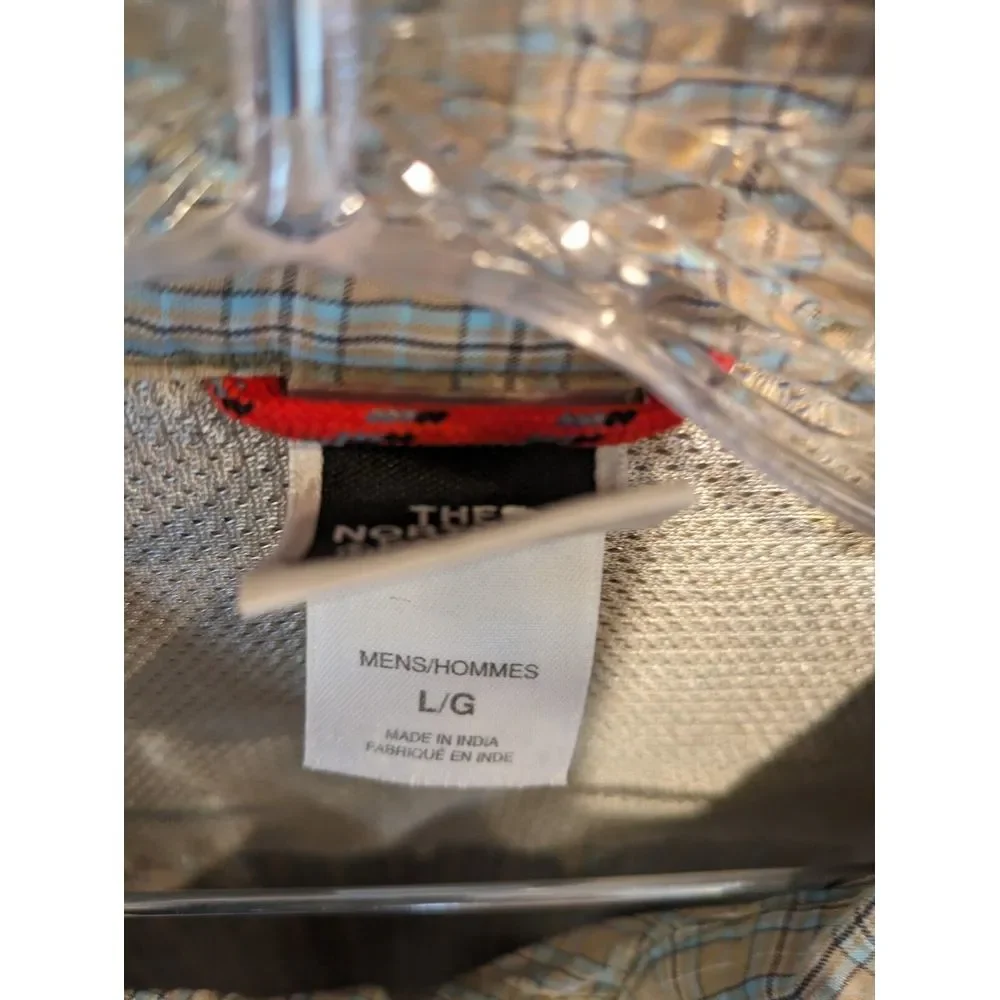 The North Face pit 23
